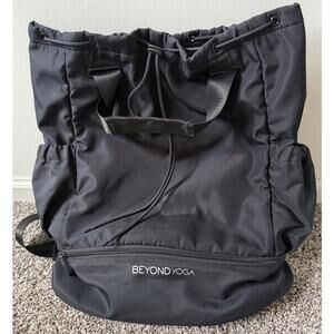 Beyond Yoga convertible gym bag